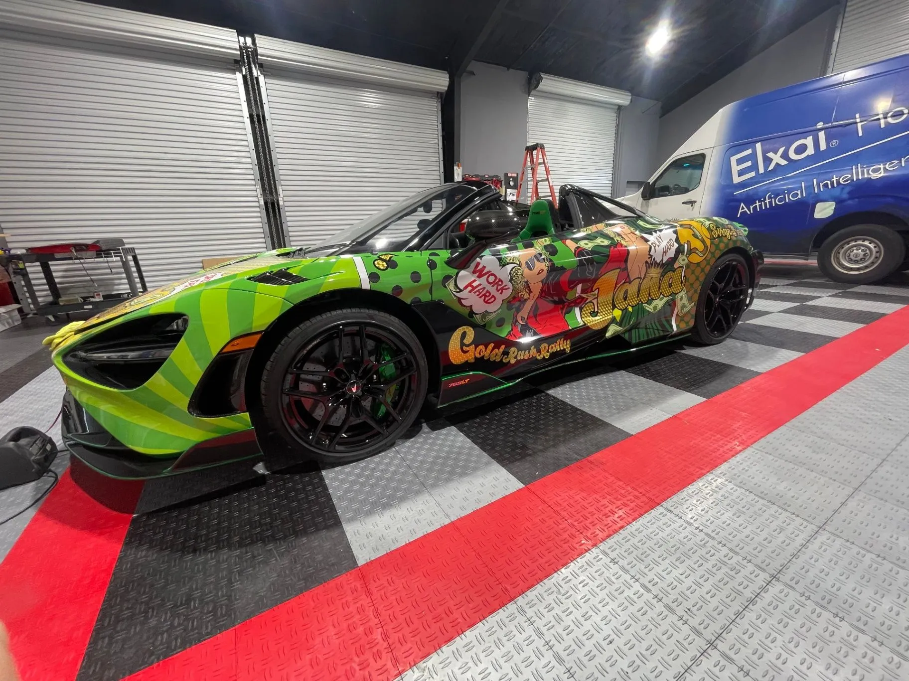 Custom Gold Rush Rally wrap on a McLaren 765LT